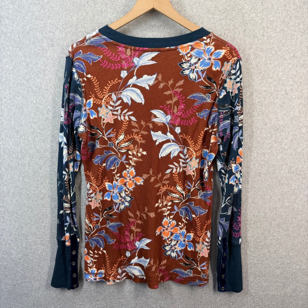 Sundance Floral Waffle Knit Thermal Top Rust Brown Velvet Button Cuff Large - Picture 7 of 7